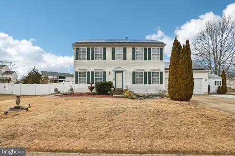 9701 Penguin Pl, Marlboro, MD 20772