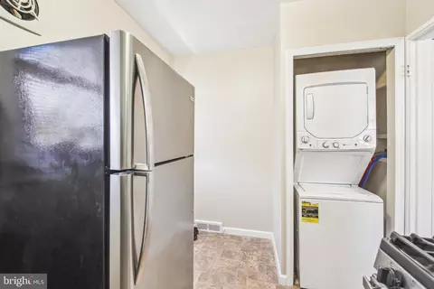 7919 Allendale Dr, Landover, MD 20785 photo 9