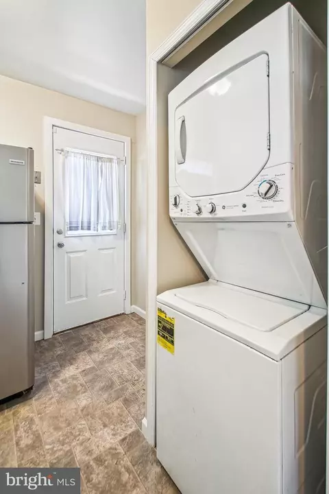 7919 Allendale Dr, Landover, MD 20785 photo 18