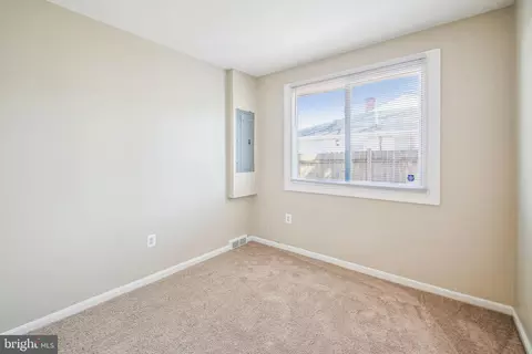 7919 Allendale Dr, Landover, MD 20785 photo 24