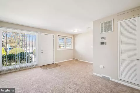 7919 Allendale Dr, Landover, MD 20785 photo 3