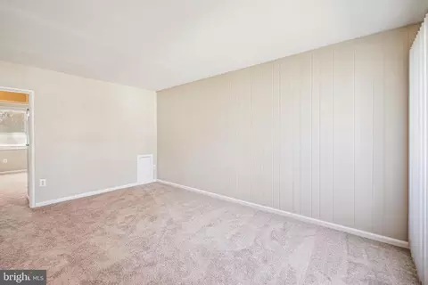 7919 Allendale Dr, Landover, MD 20785 photo 17