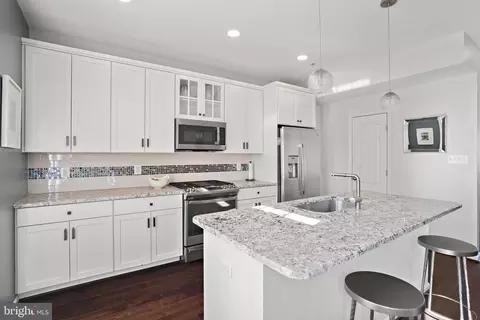 7345 Archsine Ln, Laurel, MD 20707 photo 8