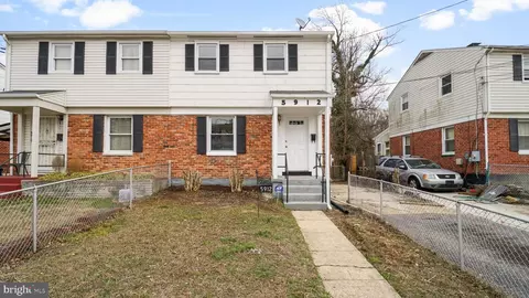 5912 Shoshone Dr, Oxon Hill, MD 20745