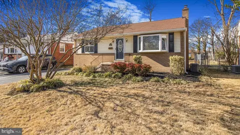 8708 Edmonston, Berwyn Heights, MD 20740