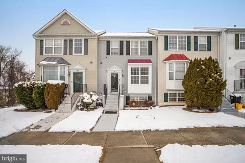6916 Aquamarine Ct, Capitol Heights, MD 20743