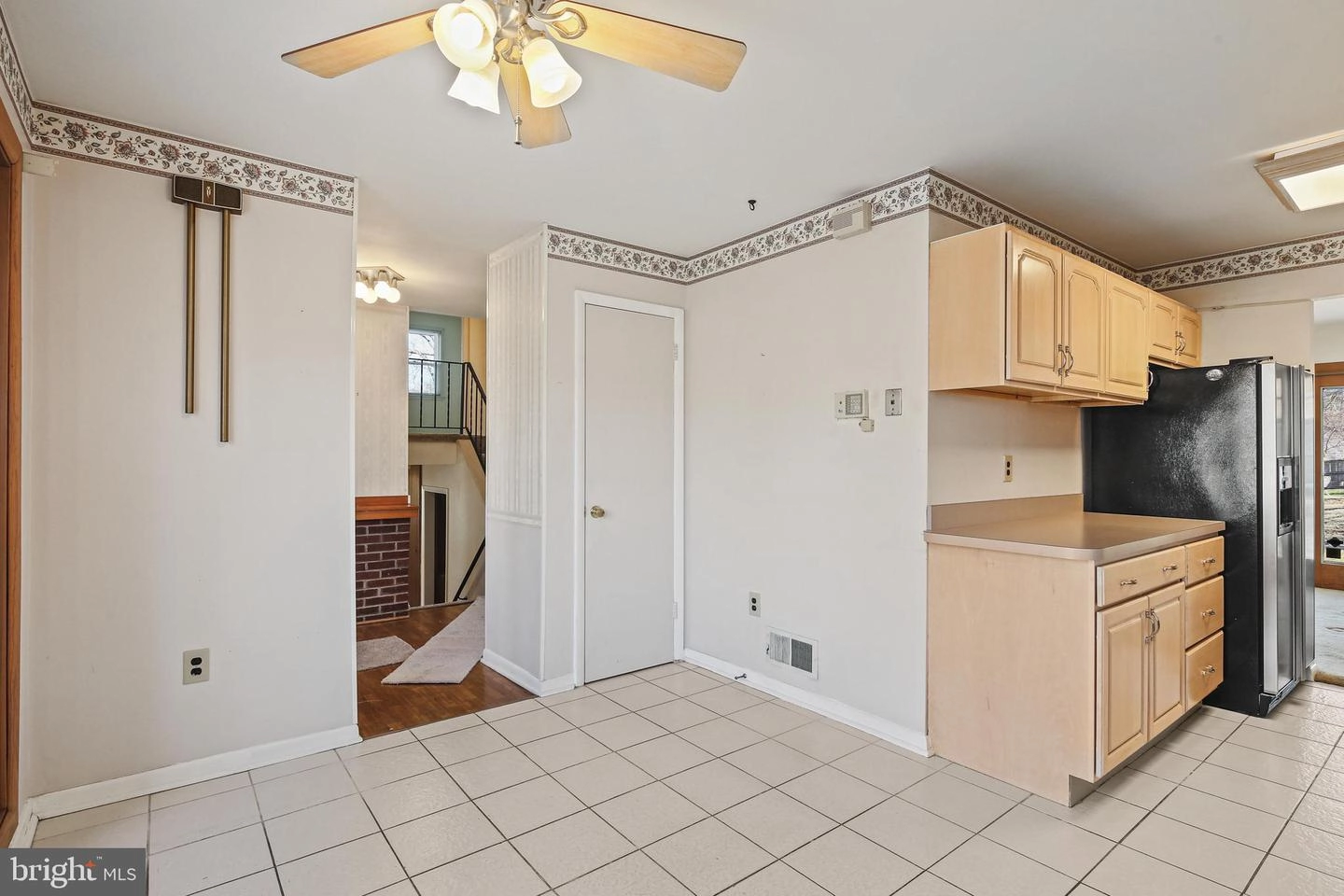 Entry Way - 6215 Roblynn Rd, Laurel, MD 20707 photo 1 of 3