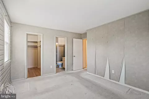 Bedroom - 6215 Roblynn Rd, Laurel, MD 20707 photo 2 of 8