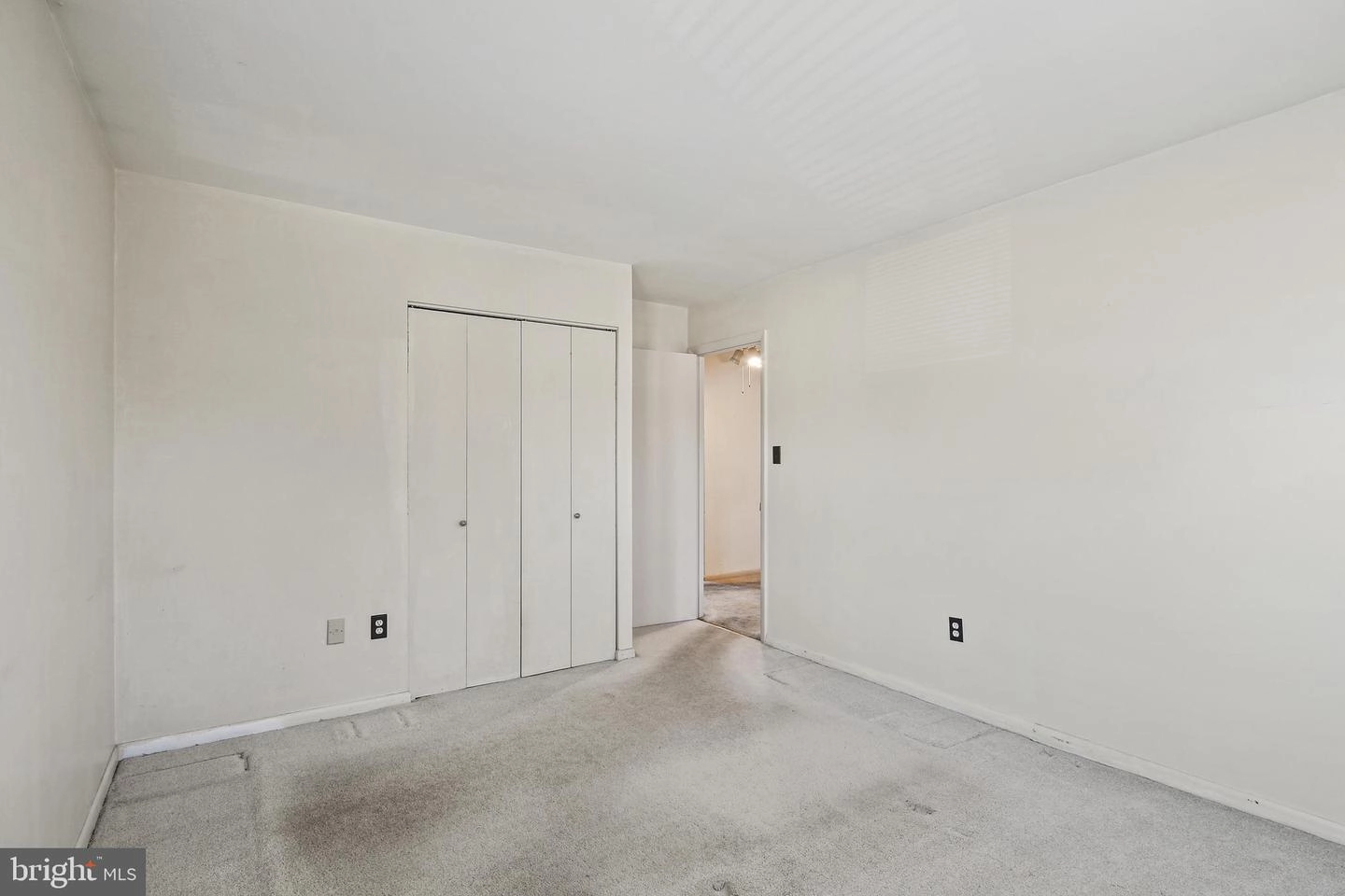 Bedroom - 6215 Roblynn Rd, Laurel, MD 20707 photo 6 of 8
