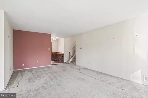 Living - 6215 Roblynn Rd, Laurel, MD 20707 photo 3 of 7