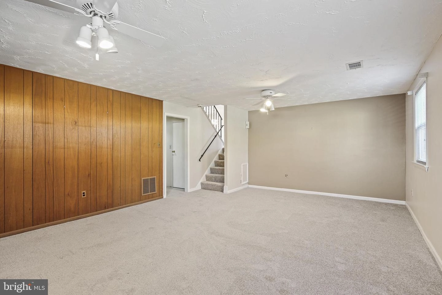 Living - 6215 Roblynn Rd, Laurel, MD 20707 photo 7 of 7