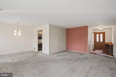 Living - 6215 Roblynn Rd, Laurel, MD 20707 photo 2 of 7