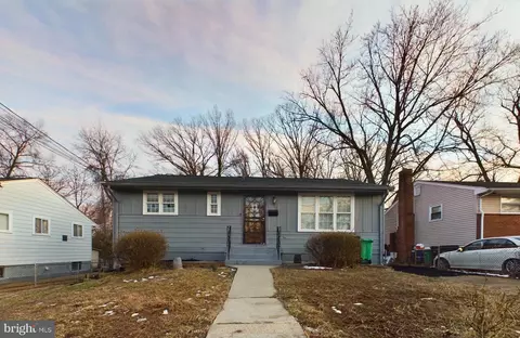 7015 Whitney Ave, District Heights, MD 20747