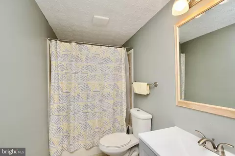 Bath - 12211 Windbrook Dr, Clinton, MD 20735 photo 3 of 5