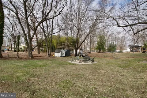 Exterior - 12211 Windbrook Dr, Clinton, MD 20735 photo 5 of 7