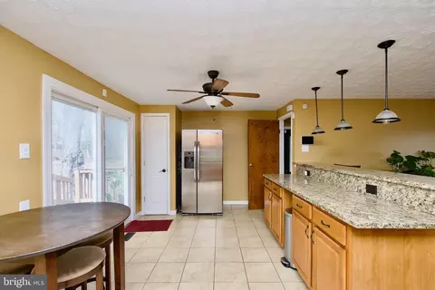 Kitchen - 12211 Windbrook Dr, Clinton, MD 20735 photo 4 of 4