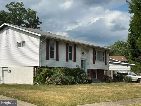 4217 Kinmount Rd, Lanham, MD 20706 photo 2