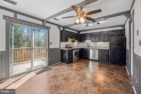 Kitchen - 7684 E Arbory Ct #242, Laurel, MD 20707 photo 3 of 3