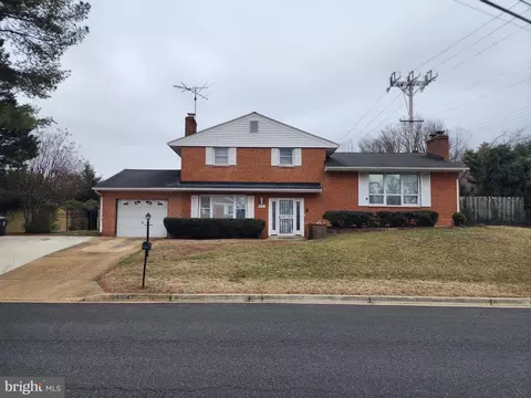 6504 Roberts Dr, Temple Hills, MD 20748