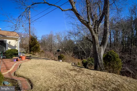 Exterior - 1418 Perrell Ln, Bowie, MD 20716 photo 4 of 6