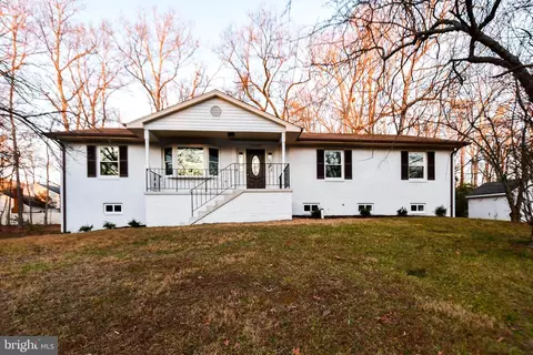 16402 Rolling Tree Rd, Accokeek, MD 20607