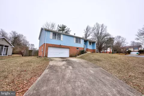 1205 Kings Tree Dr, Bowie, MD 20721 photo 3