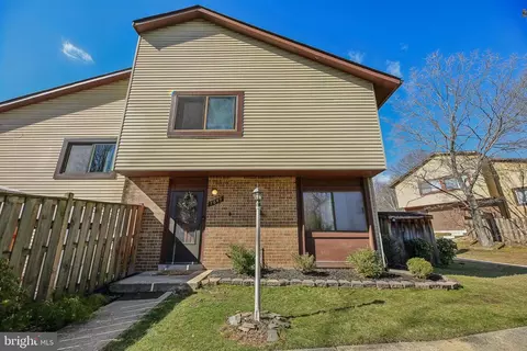 7649 Woodbine Dr, Laurel, MD 20707