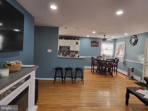 9101 Spring Acres Rd, Clinton, MD 20735 photo 4