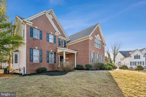 12303 Thomas Prospect Dr, Bowie, MD 20720 photo 2