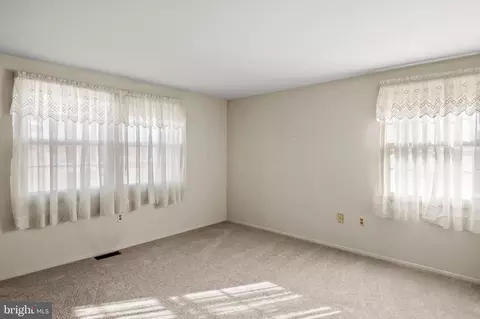 15718 Pointer Ridge Dr, Bowie, MD 20716 photo 23