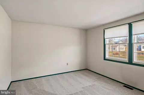 15718 Pointer Ridge Dr, Bowie, MD 20716 photo 26