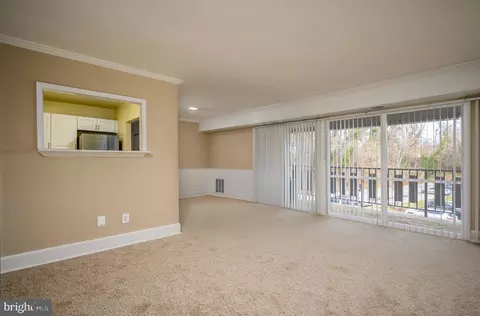 3132 Brinkley Rd #304, Temple Hills, MD 20748