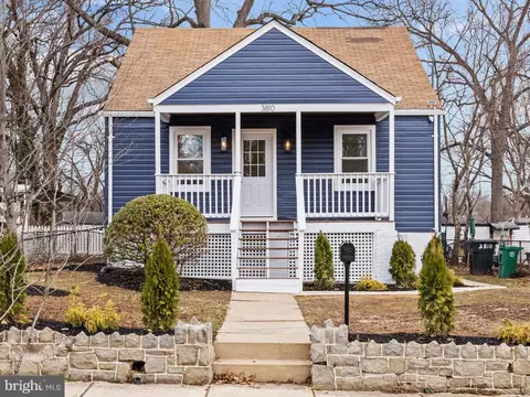 3810 Oglethorpe St, Hyattsville, MD 20782