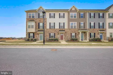 121 Swanson Creek Ter, Laurel, MD 20708 photo 3