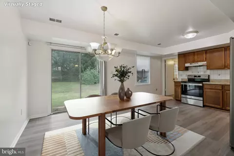 9303 Foxcroft Ave, Clinton, MD 20735 photo 11