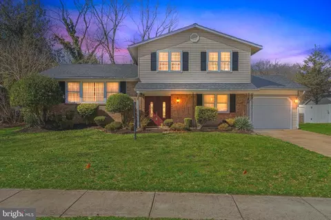 11306 Duxbury Dr, Marlboro, MD 20774