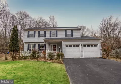8204 Climbing Fern Ct, Bowie, MD 20715