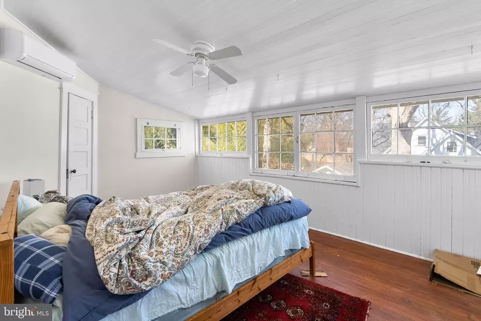 Bedroom - 4216 Queensbury Rd, Hyattsville, MD 20781 photo 6 of 7