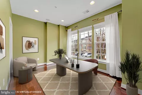 514 Overlook Park Dr #34, National Harbor, MD 20745