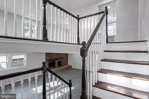 16114 Pond Meadow Ln, Bowie, MD 20716
