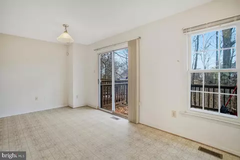 14217 Oakpointe Dr, Laurel, MD 20707 photo 16