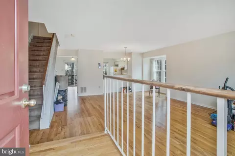 14217 Oakpointe Dr, Laurel, MD 20707 photo 19