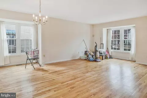 14217 Oakpointe Dr, Laurel, MD 20707 photo 11