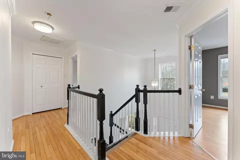 Entry Way - 10110 Goose Pond Ct, Laurel, MD 20708 photo 1 of 2