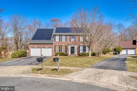 Exterior - 10110 Goose Pond Ct, Laurel, MD 20708 photo 3 of 6