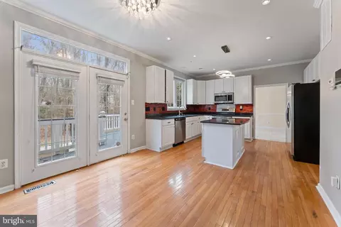 Kitchen - 10110 Goose Pond Ct, Laurel, MD 20708 photo 2 of 3