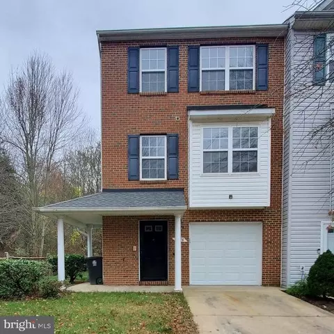 5626 Fishermens Ct, Clinton, MD 20735