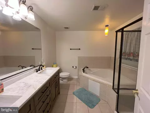 Bath - 8230 Dyson Rd, Brandywine, MD 20613 photo 2 of 5