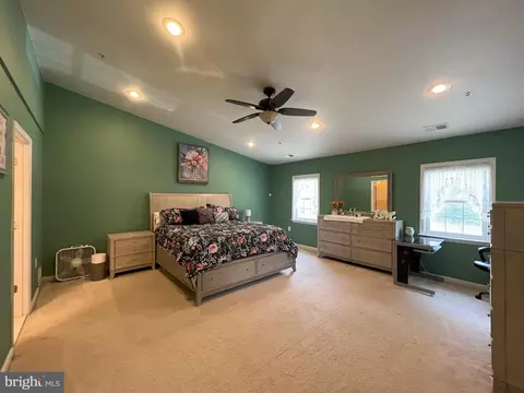 Bedroom - 8230 Dyson Rd, Brandywine, MD 20613 photo 1 of 5