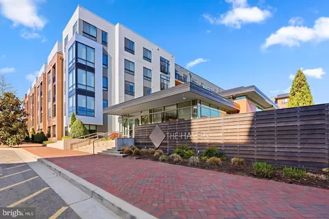 145 Riverhaven Dr #155, Oxon Hill, MD 20745